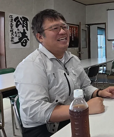 信濃工業株式会社 代表取締役 江尻 春樹 様